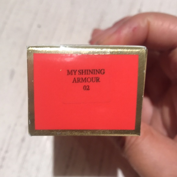 Juicy Couture metallic lip lacquer - Picture 4 of 5